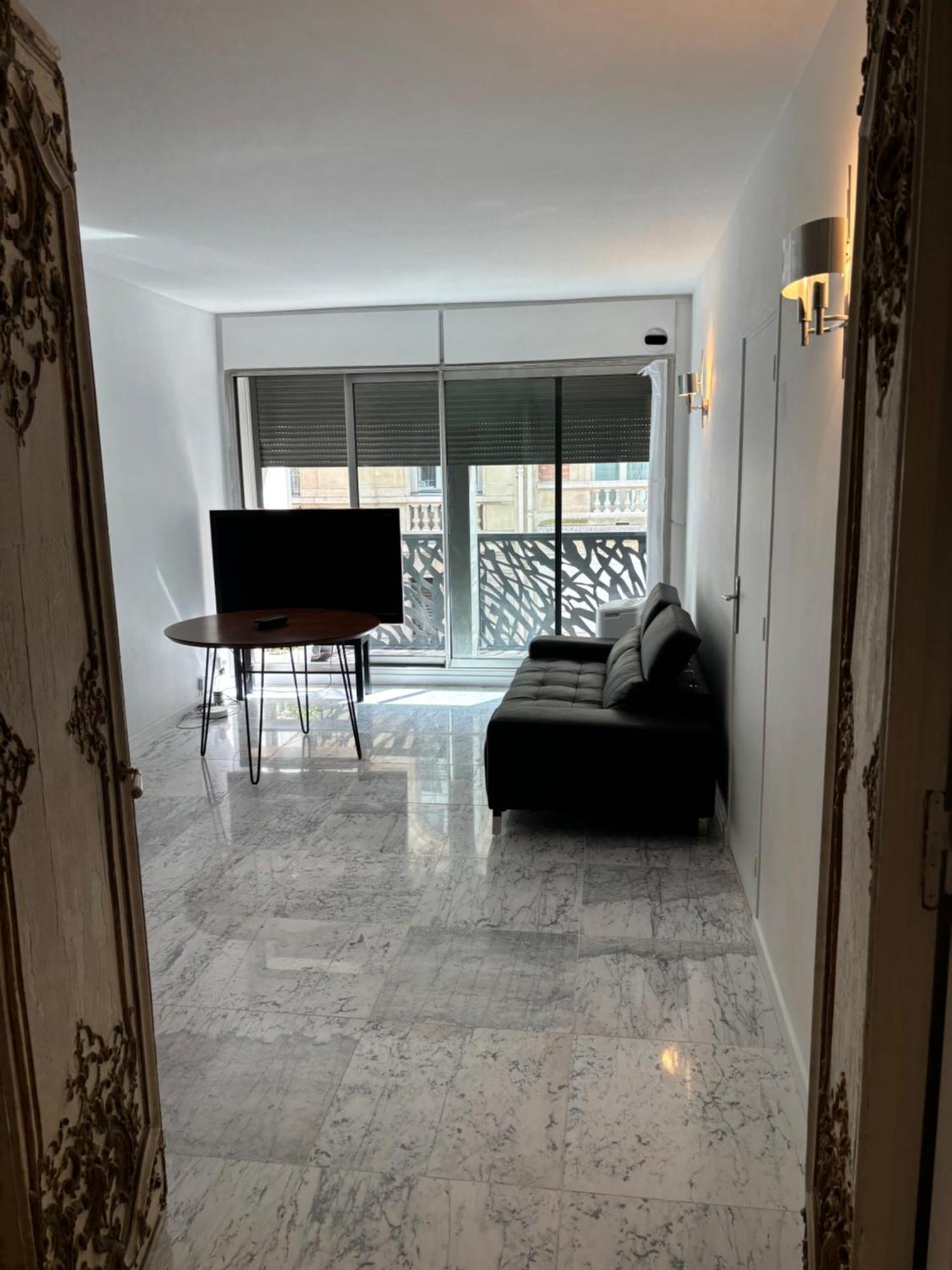 Paris Ponthieu Apartment Exterior photo